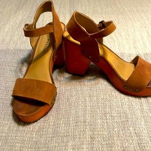4inch heels by lucky brand. Real suede and beautiful grommet/ buckles. Size 8.